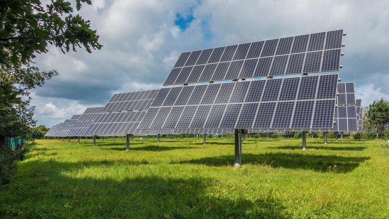 Zdjęcie: Dobór mocy instalacji PV dla domu jednorodzinnego w 2026