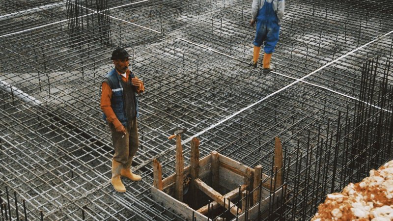 Zdjęcie: Włókno stalowe zamiast zbrojenia: kiedy to możliwe w 2026